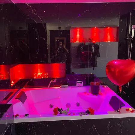 Suite Spicy Love - Proche Nice Et Cannes - Jacuzzi Privatif - Piscine Vue Mer Apartment Villeneuve-Loubet