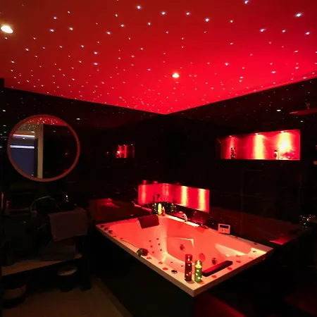 Apartment Spicy Prestige Vue Jacuzzi Privatif, Piscine Et Cheminée Villeneuve-Loubet